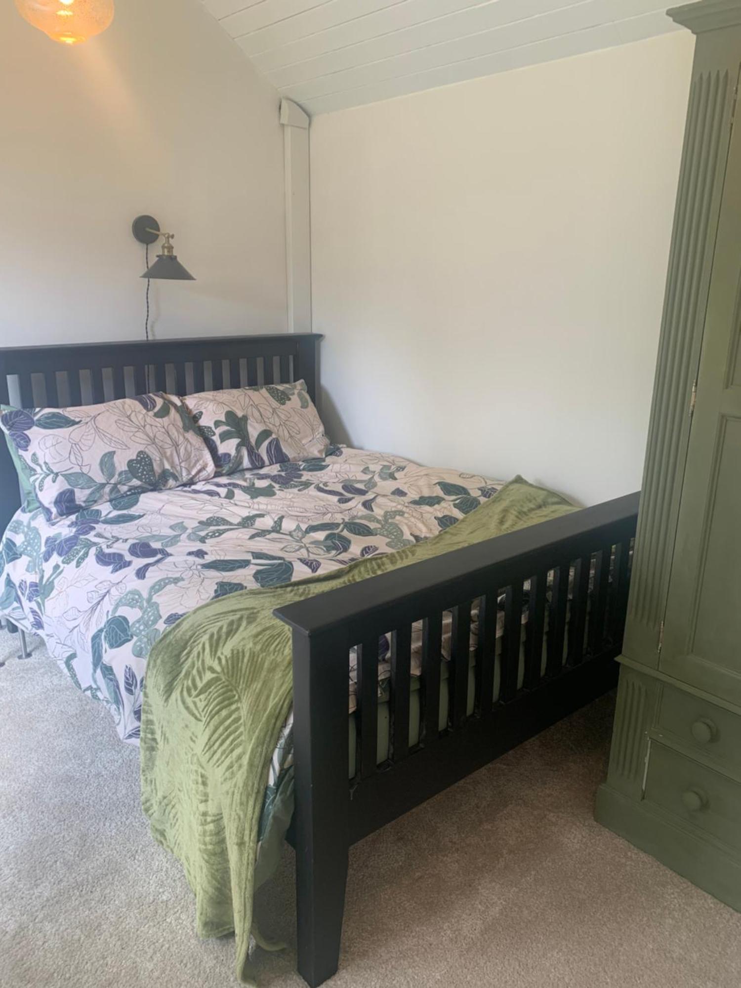 Newly Refurbished One Bedroom With Additional Sofa Bed Self Contained Flat In Garden Abbots Langley Екстериор снимка